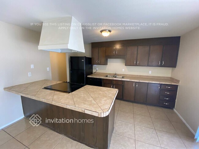 Foto del edificio - 8223 W Hazelwood St