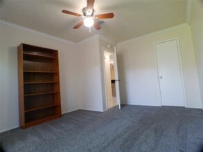 Building Photo - 6350 Crestside Dr