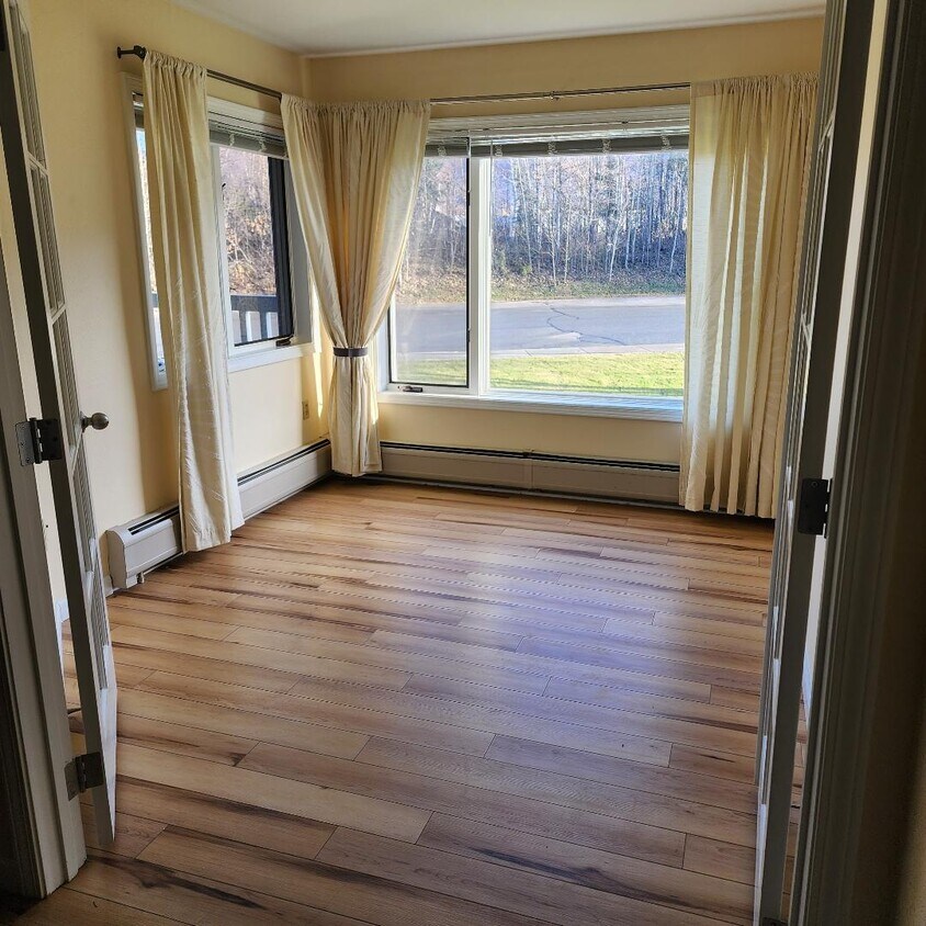 Primary Photo - 2020 Muldoon Rd