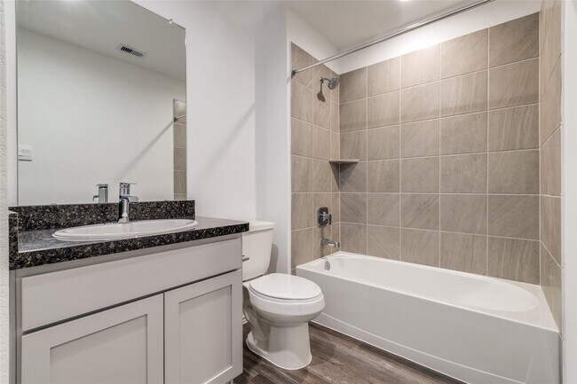 Foto del edificio - 24323 Cayman Heights Ln
