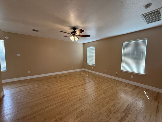 Building Photo - 5600 Lions Gate Ln