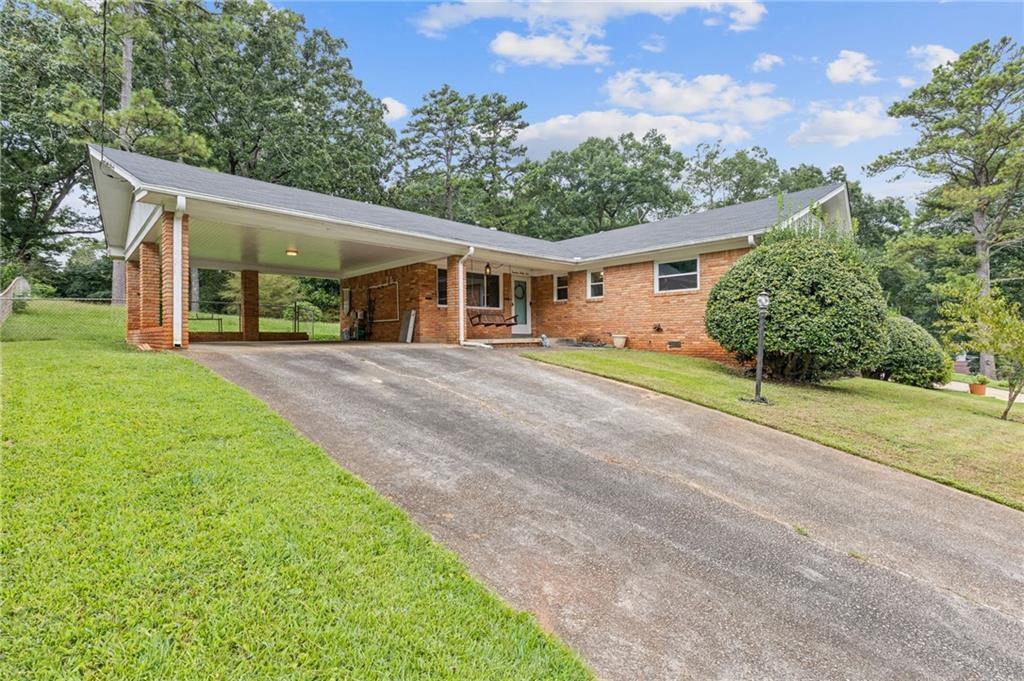 Foto principal - 1435 Thomas Rd