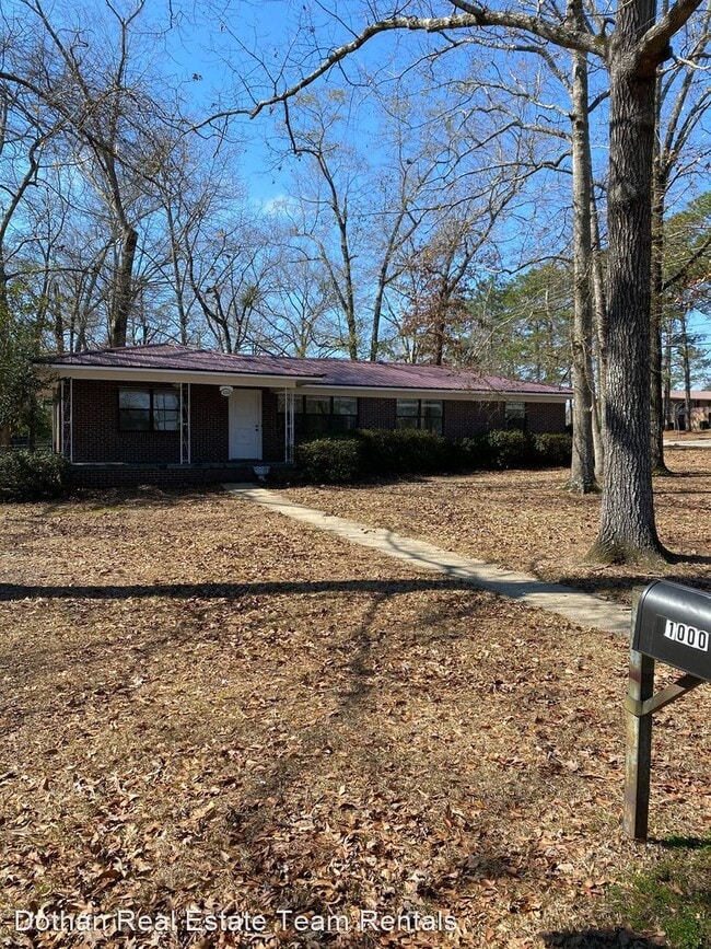 3 br, 2 bath House 1000 Fairlane Dr House Rental in Dothan, AL