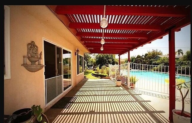 Building Photo - 9326 Otto St