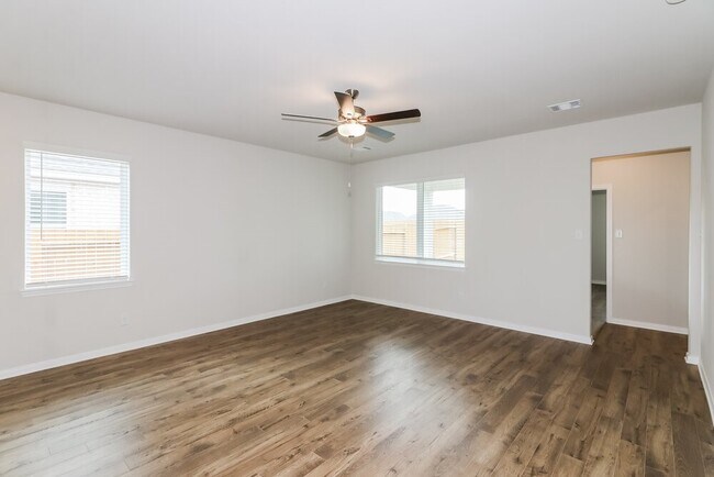 Foto del edificio - 7518 Tipton Meadow Way