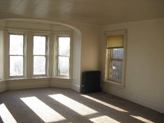 Building Photo - 91 S Hudson Ave