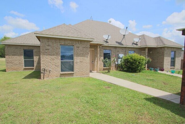 Foto del edificio - ~DON'T MISS OUT! ~ Beautiful 3/2 Home PERF...