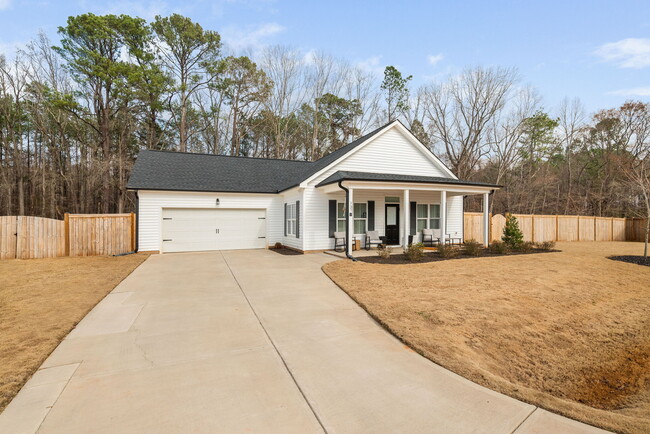 Building Photo - 173 E Battery Cir