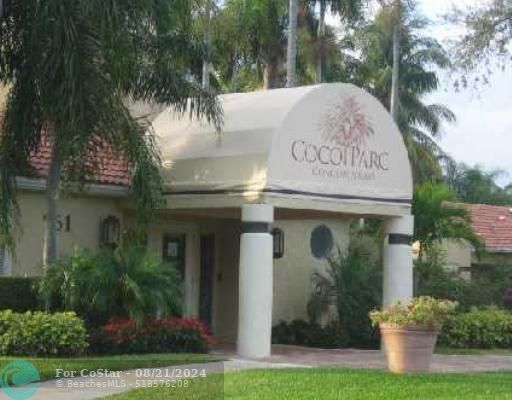 Foto del edificio - 601 Lyons Rd