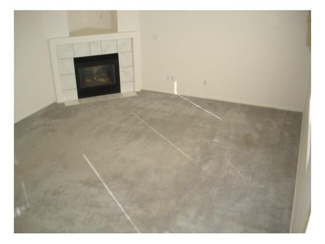 Building Photo - 4583 Tetman Ln