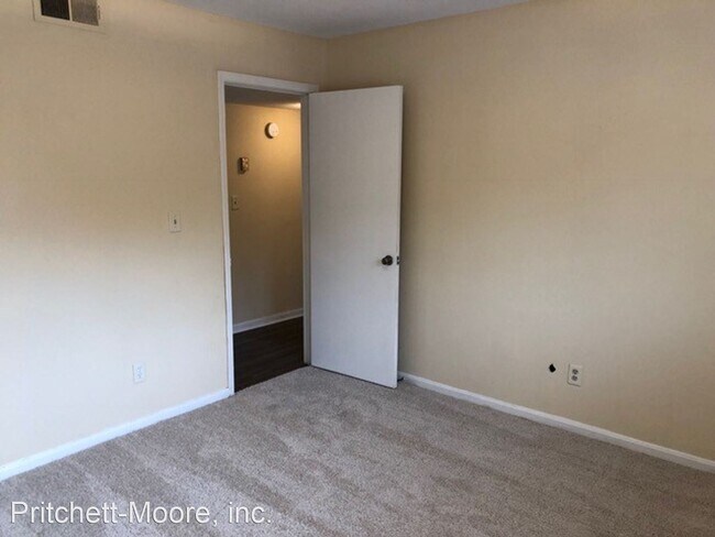 Building Photo - 2 br, 1 bath Apartment - 2701 37th Street