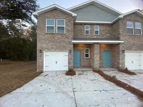 Building Photo - 6673 Spaniel Dr