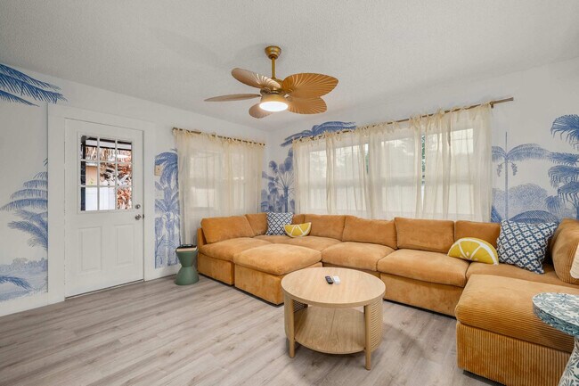 Building Photo - 11365 115th St