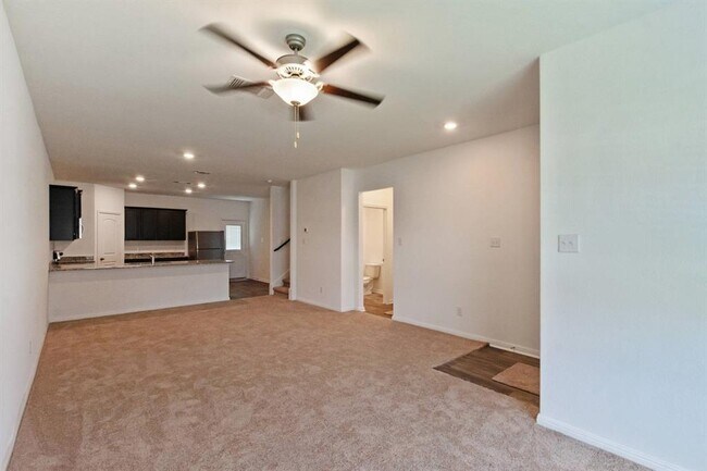 Foto del edificio - 16429 Farmhouse Ln