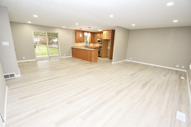 Building Photo - 18235 Chipstead Dr