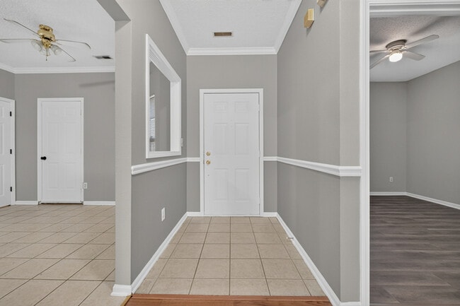 Foto del edificio - Charming 3-Bedroom Ranch in Avon!