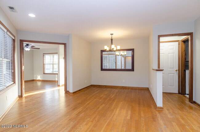 Building Photo - 500 5th Ave N