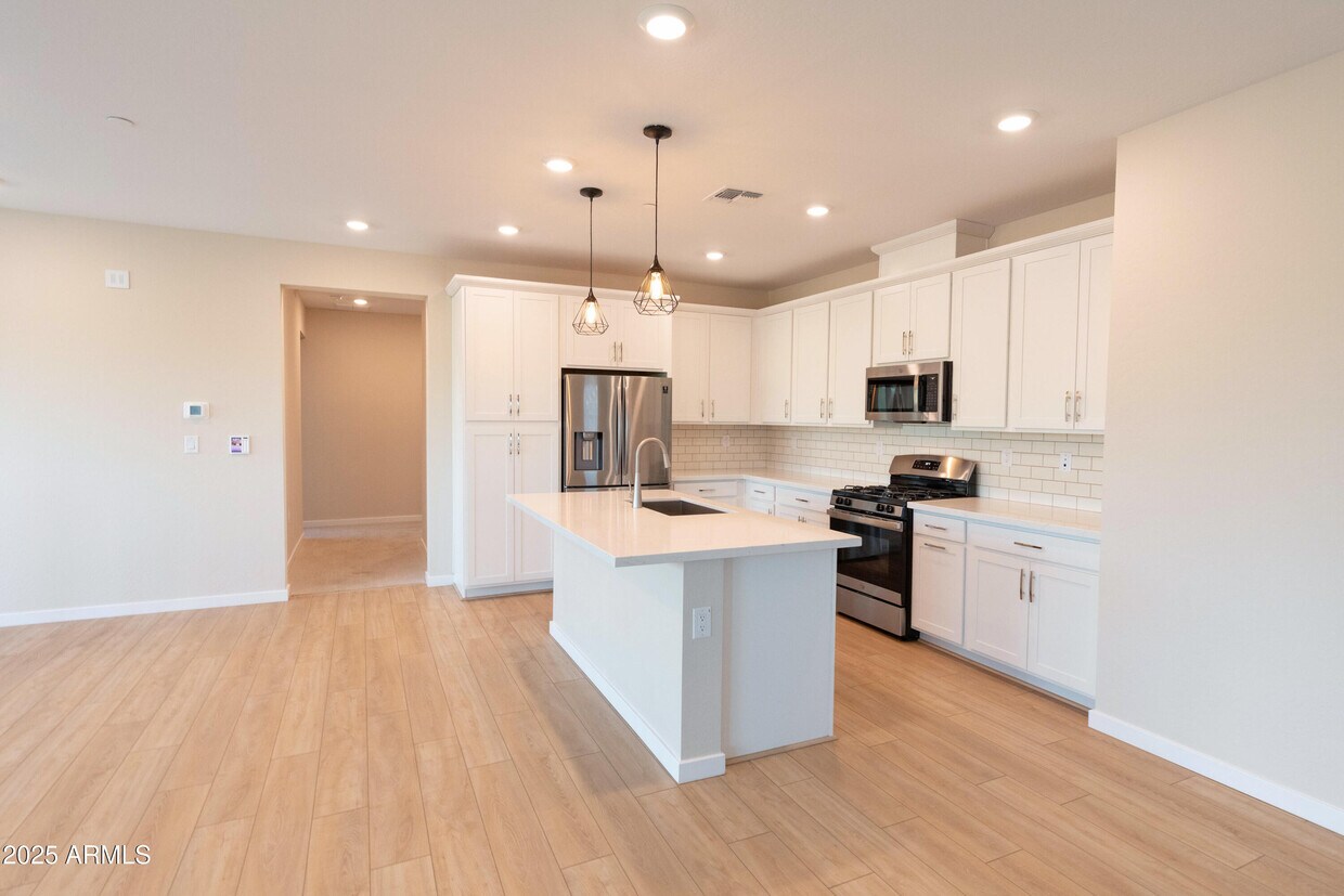 Foto principal - 773 E Lark St