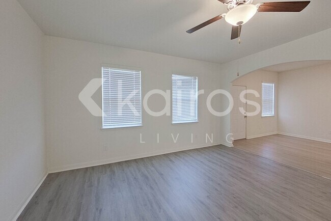 Foto del edificio - 8414 Liberty Sky Rd
