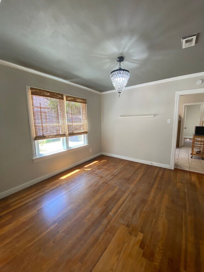 Foto del edificio - Beautiful 3 bedroom 2 bath home in Tech Terrace