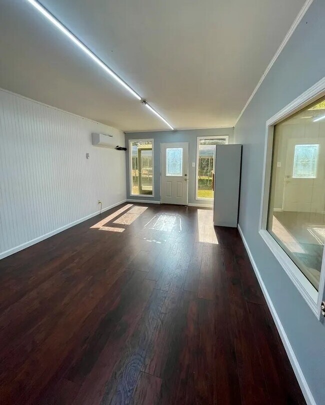 Building Photo - 1738 Old Oxford Rd