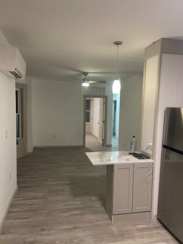 Foto del edificio - 1719 Broadway