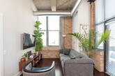 Foto principal - 320 E 21st St