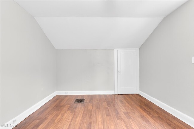 Building Photo - 3746 W 140th St