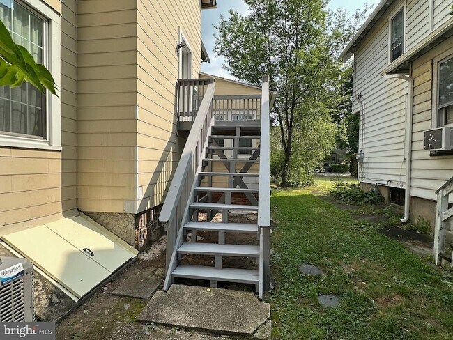 Foto del edificio - 10 Clifton Ave