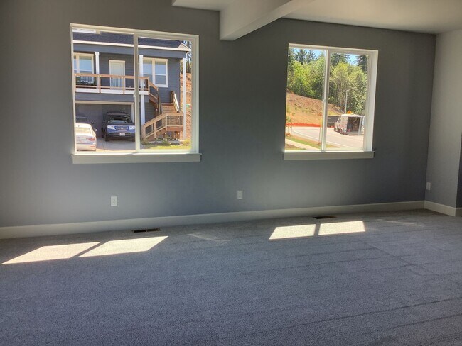 Building Photo - 2410 Fieldcress Rd