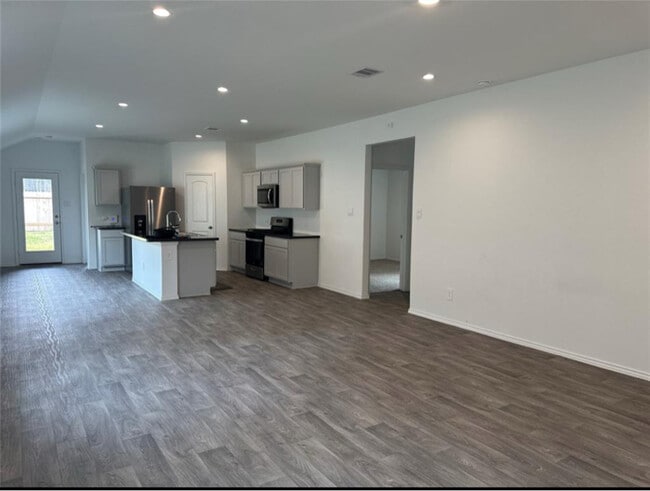 Foto del edificio - 24042 Breckenridge Hts Ln