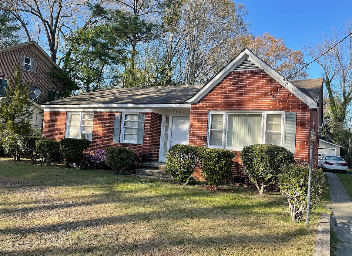 Foto principal - 628 Eastern Ave