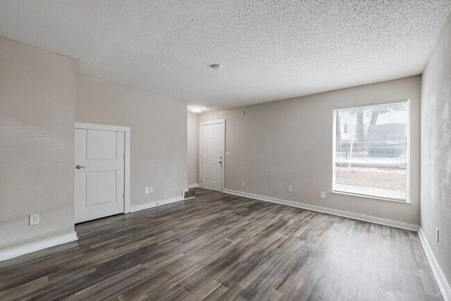 Foto del edificio - Affordable Living 20 Minutes from Everything Atlanta -2 Bedroom 2 1/2 Baths only $1300*