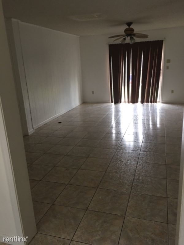 Foto del edificio - 3 br, 2.5 bath Townhome - 2433 Oxford Pl