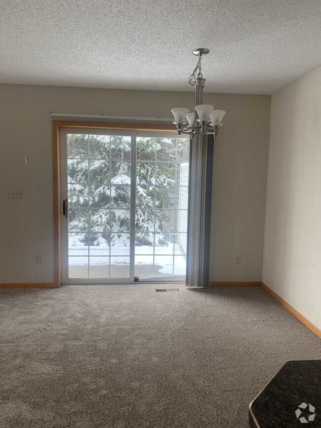 Loft Apartments For Rent in St Bonifacius, MN 1 Rentals