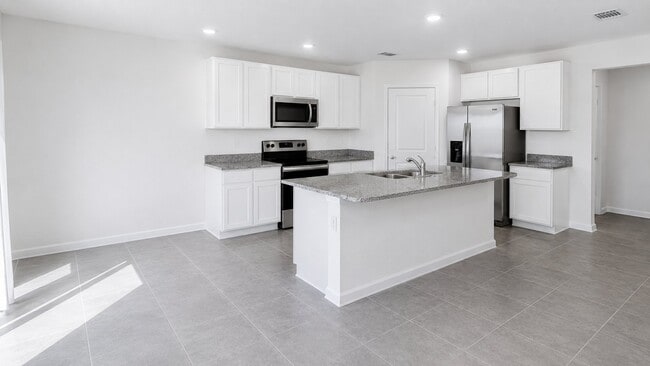 Building Photo - 35515 Mahwah Ave