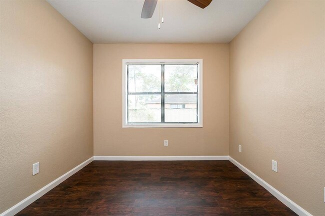 Building Photo - 3620 Southmore Blvd