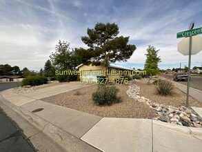 Building Photo - 3115 Crescent Ave