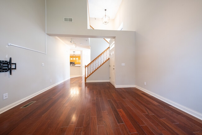 Building Photo - 17870 Cobblestone Way