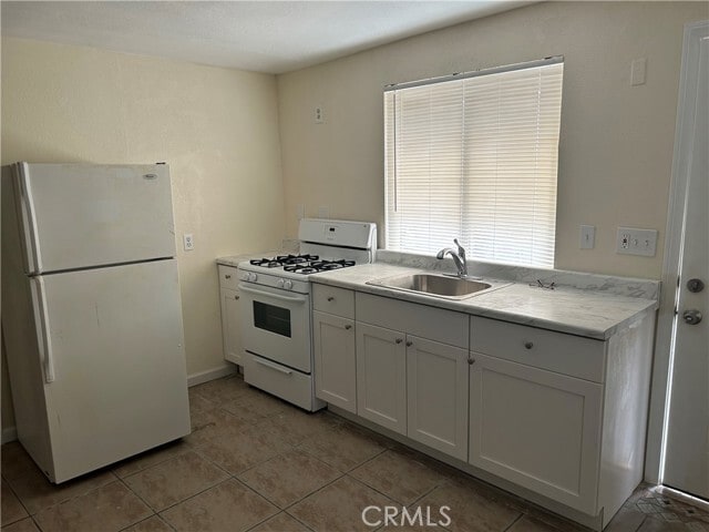 Foto del edificio - 632 N Birch Ave