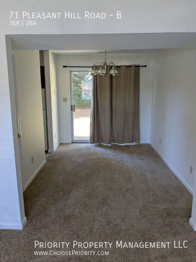 Foto del edificio - 71 Pleasant Hill Rd