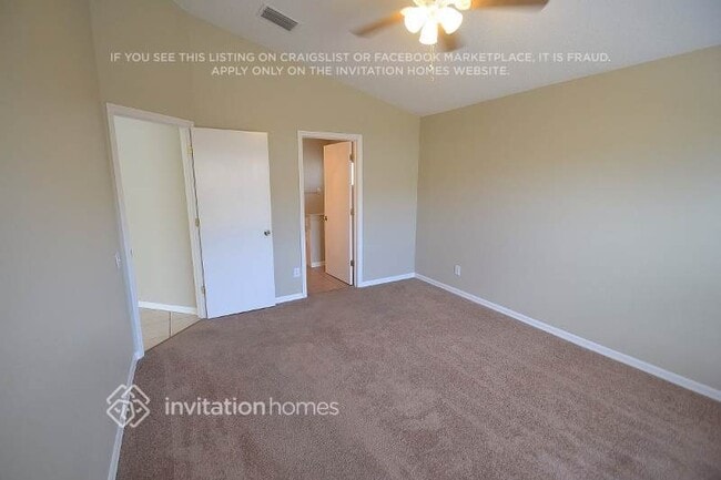 Building Photo - 12215 Dawn Vista Dr