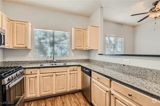 Building Photo - 5250 S Rainbow Blvd