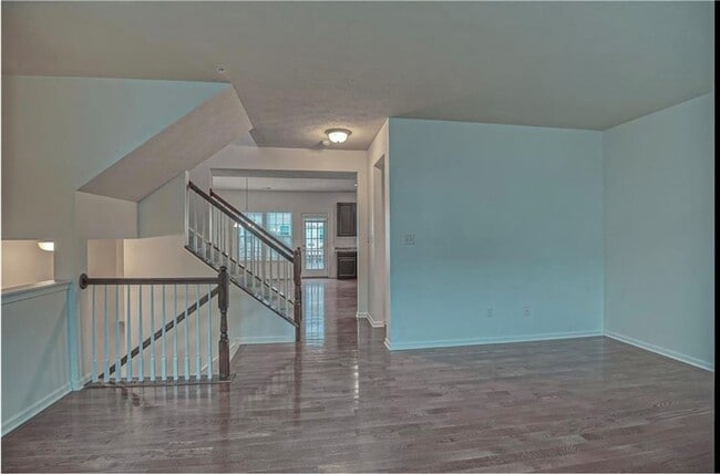 Building Photo - 403 Pointe View Dr