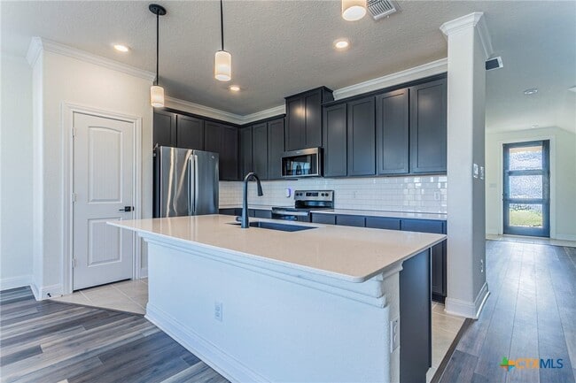 Foto del edificio - 1304 Long Crk Ln