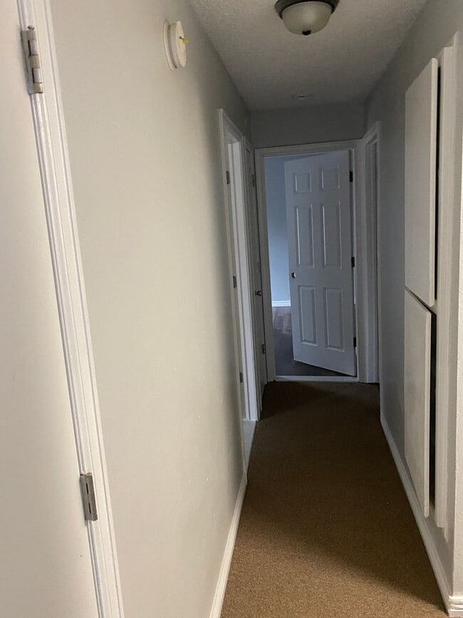 Building Photo - Newly Renovated Condo in Sable Landing   **Move-In Special**