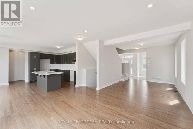 Building Photo - 172 Conservancy Dr