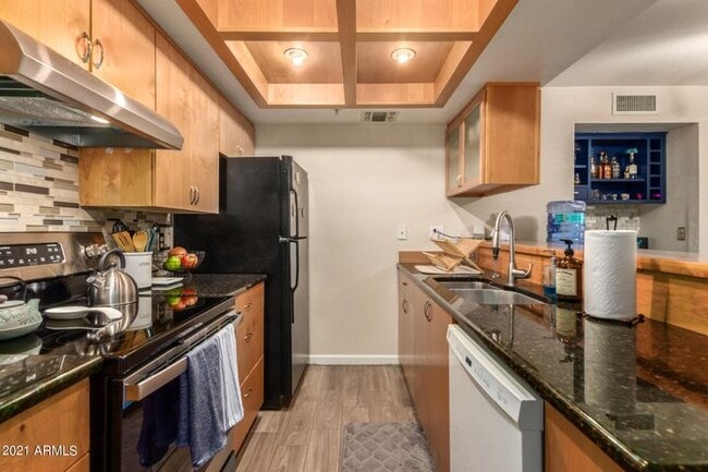 Kitchen - 7777 E Main St