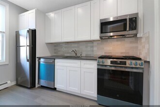 Building Photo - 1620 Palisade Ave