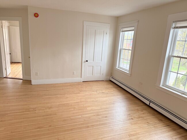 Sala de estar - 22 Spruce St